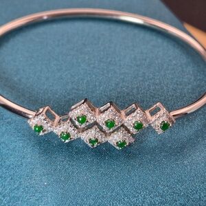 Elegant Silver and Green Jade Bracelet